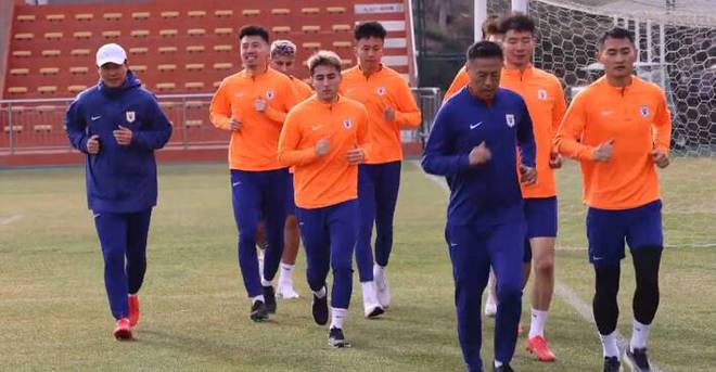 泰山队重新集结备战中超，六名球员随国足出征世预赛
